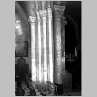 Pilier du transept sud, côté choeur, photo Molinard, culture.gouv.jpg